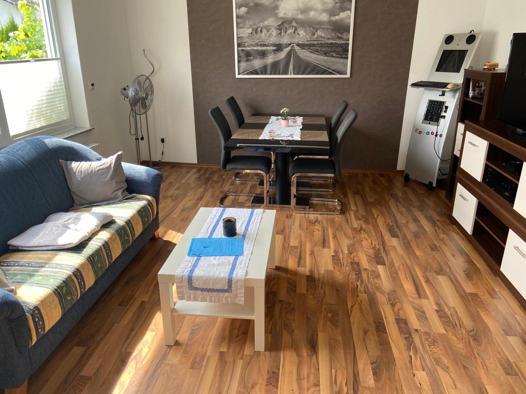 Burgwald Apartment *